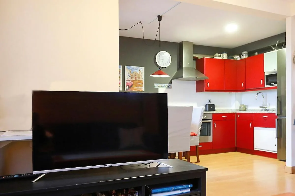 Bright apartment 2 bedrooms and 2 bathrooms, Balcony and views San Sebastian