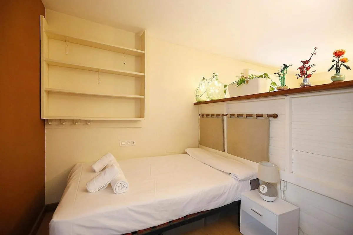Bright apartment 2 bedrooms and 2 bathrooms, Balcony and views San Sebastian