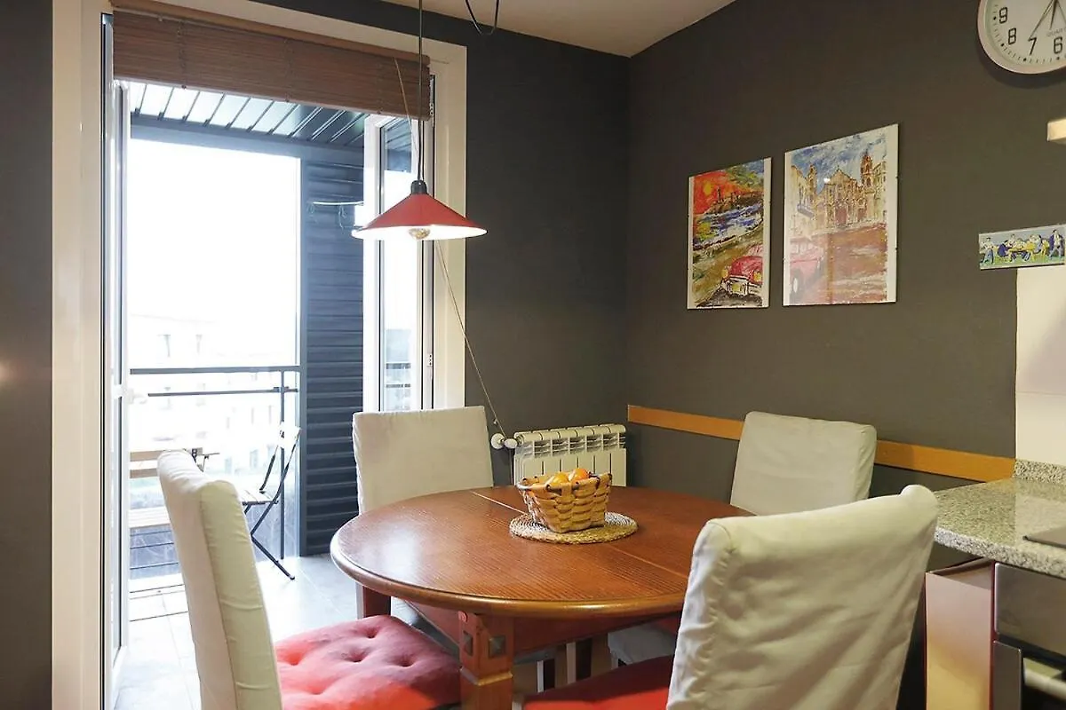 Bright apartment 2 bedrooms and 2 bathrooms, Balcony and views San Sebastian