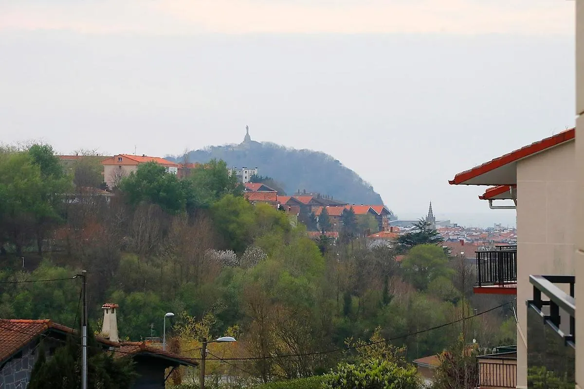 Bright apartment 2 bedrooms and 2 bathrooms, Balcony and views San Sebastian 0*,