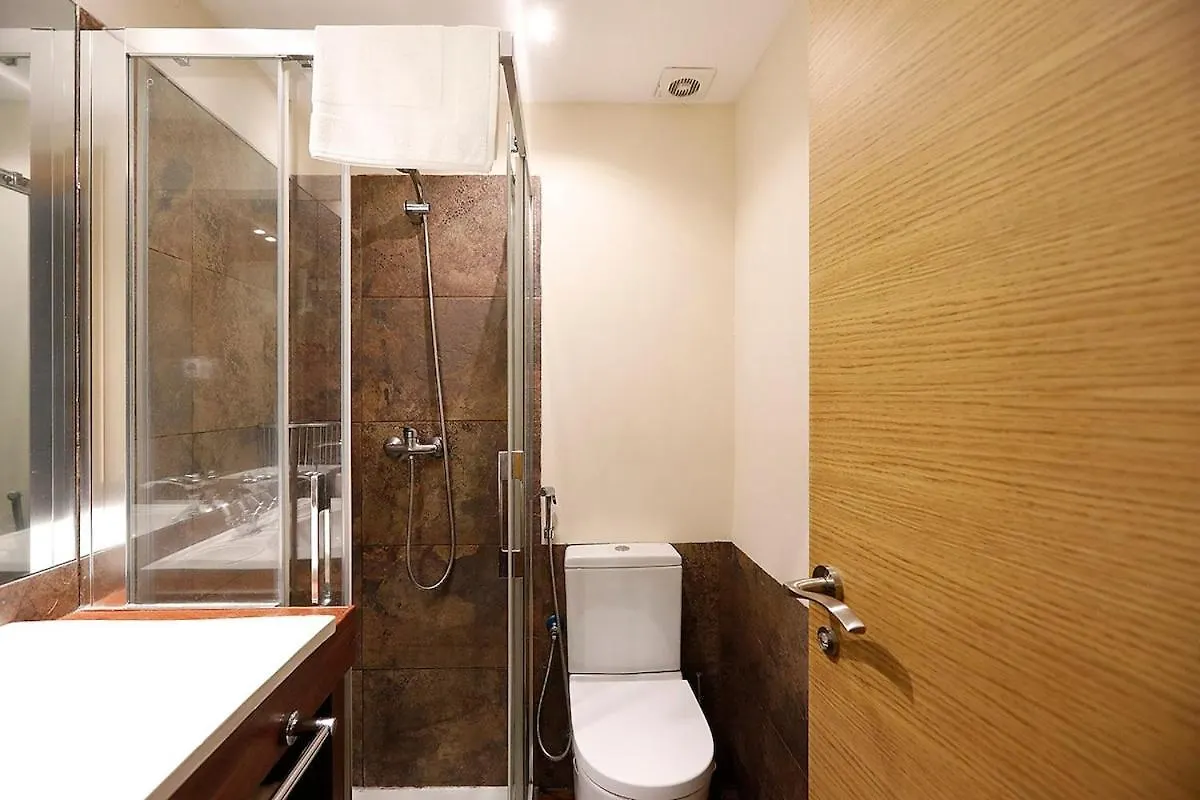 Bright apartment 2 bedrooms and 2 bathrooms, Balcony and views San Sebastian 0*,